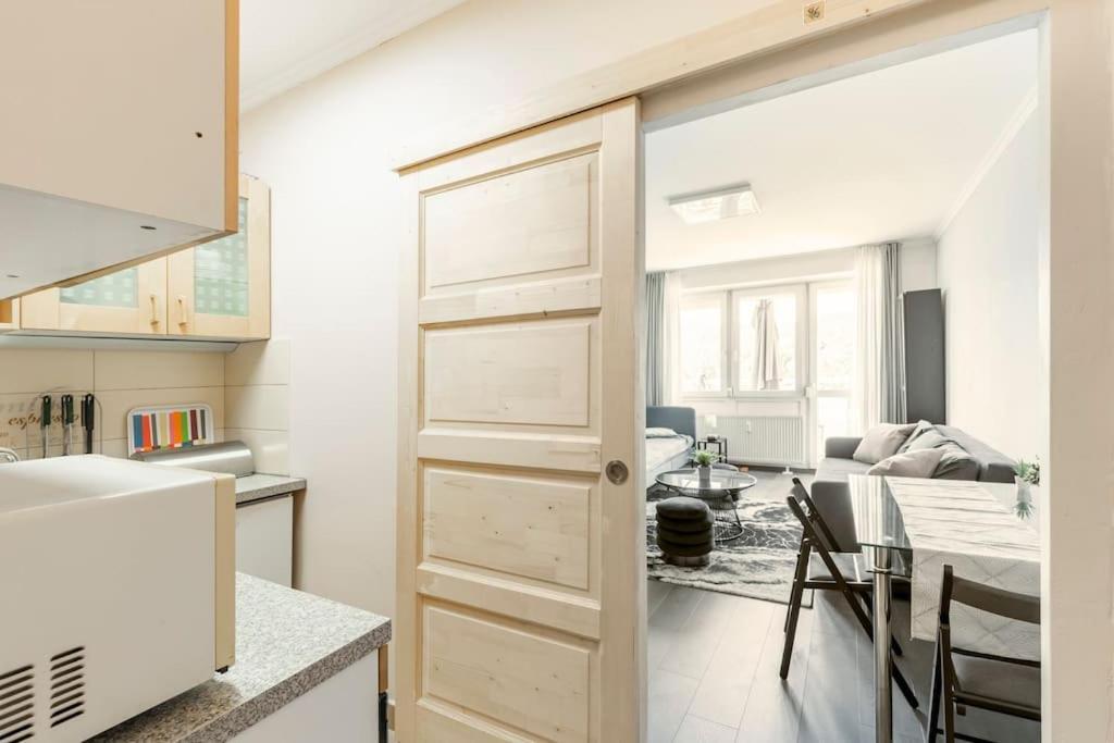 Lovely 1 Bedroom Flat - Gazdagret Boedapest Buitenkant foto