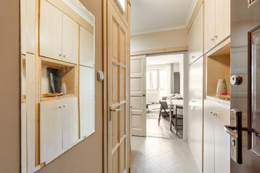 Lovely 1 Bedroom Flat - Gazdagret Boedapest Buitenkant foto