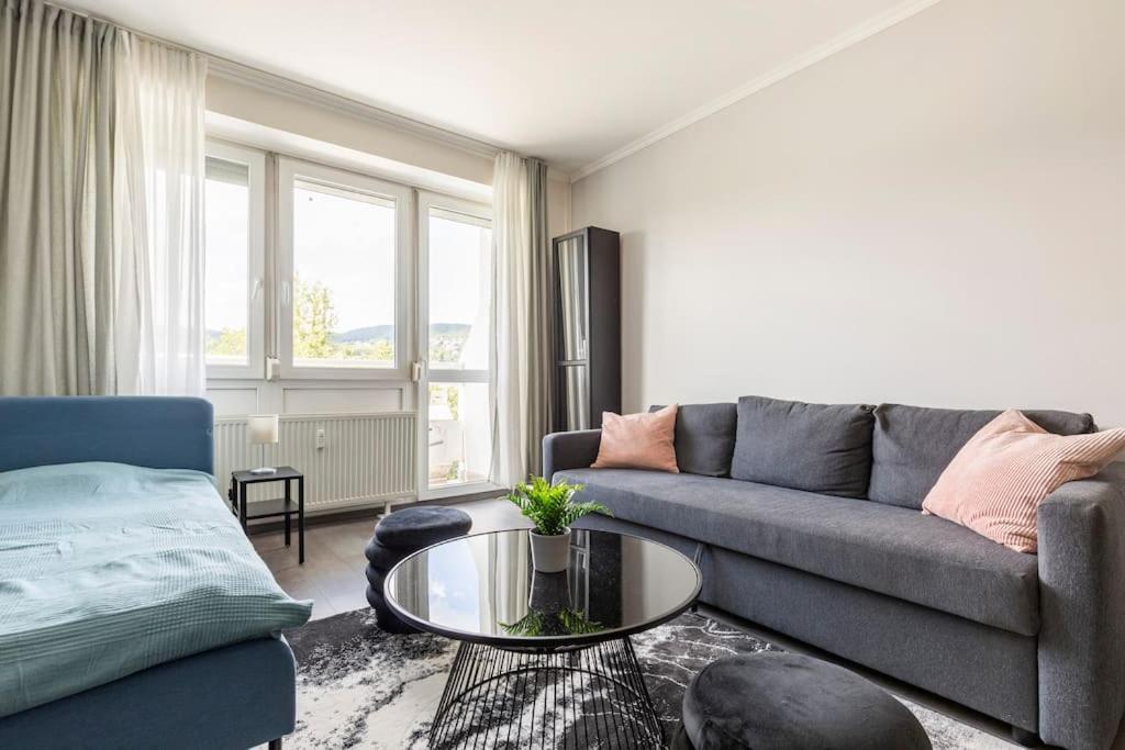 Lovely 1 Bedroom Flat - Gazdagret Boedapest Buitenkant foto